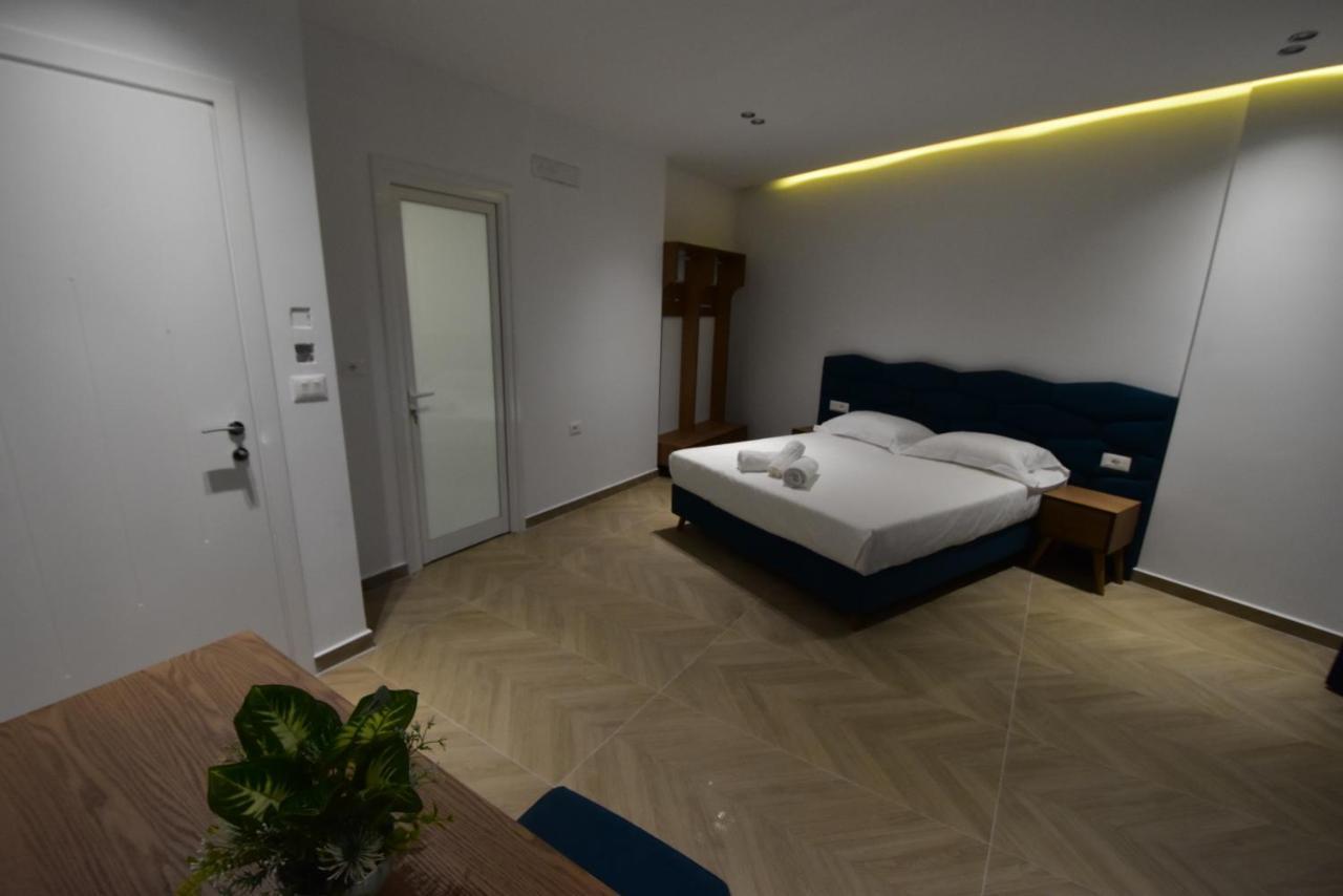 Agimi Hotel Εξαμίλιο Εξωτερικό φωτογραφία