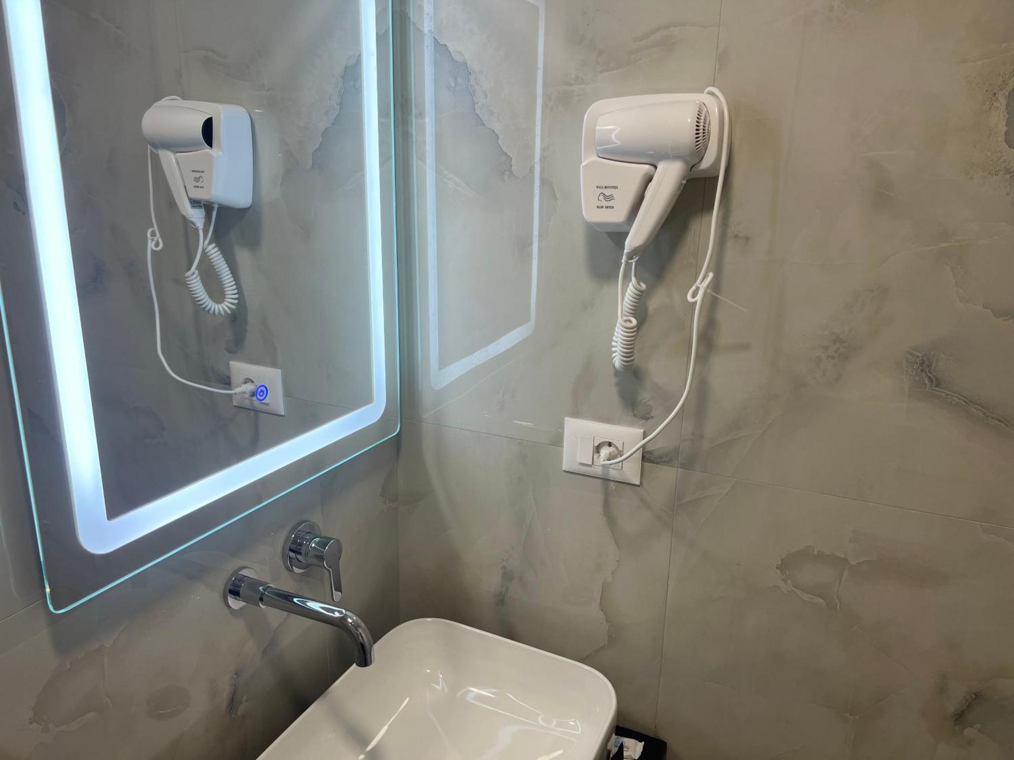 Agimi Hotel Εξαμίλιο Εξωτερικό φωτογραφία